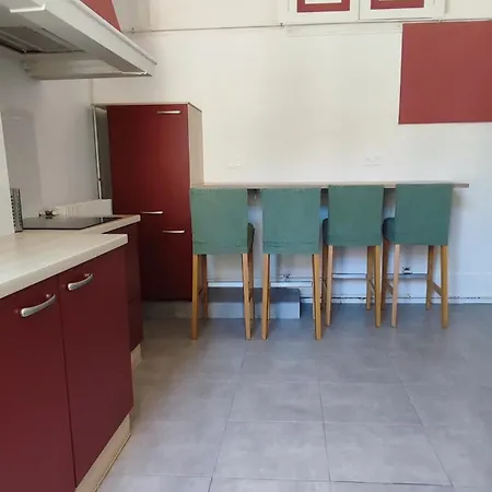 Particulier & Pro - 4 - 8 Pers - Jaude Avec Parking Privee Clermont-Ferrand