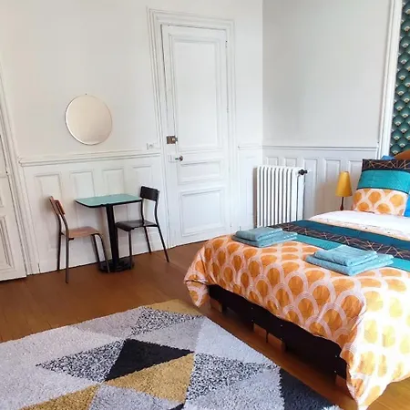 Particulier & Pro - 4 - 8 Pers - Jaude Avec Parking Privee *