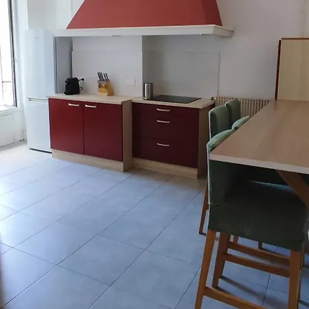 Particulier & Pro - 4 - 8 Pers - Jaude Avec Parking Privee * Clermont-Ferrand